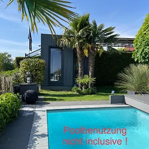  Ferienhaus Tiny-house Mit Alpen- Stadt- Und Poolblick , Wlan